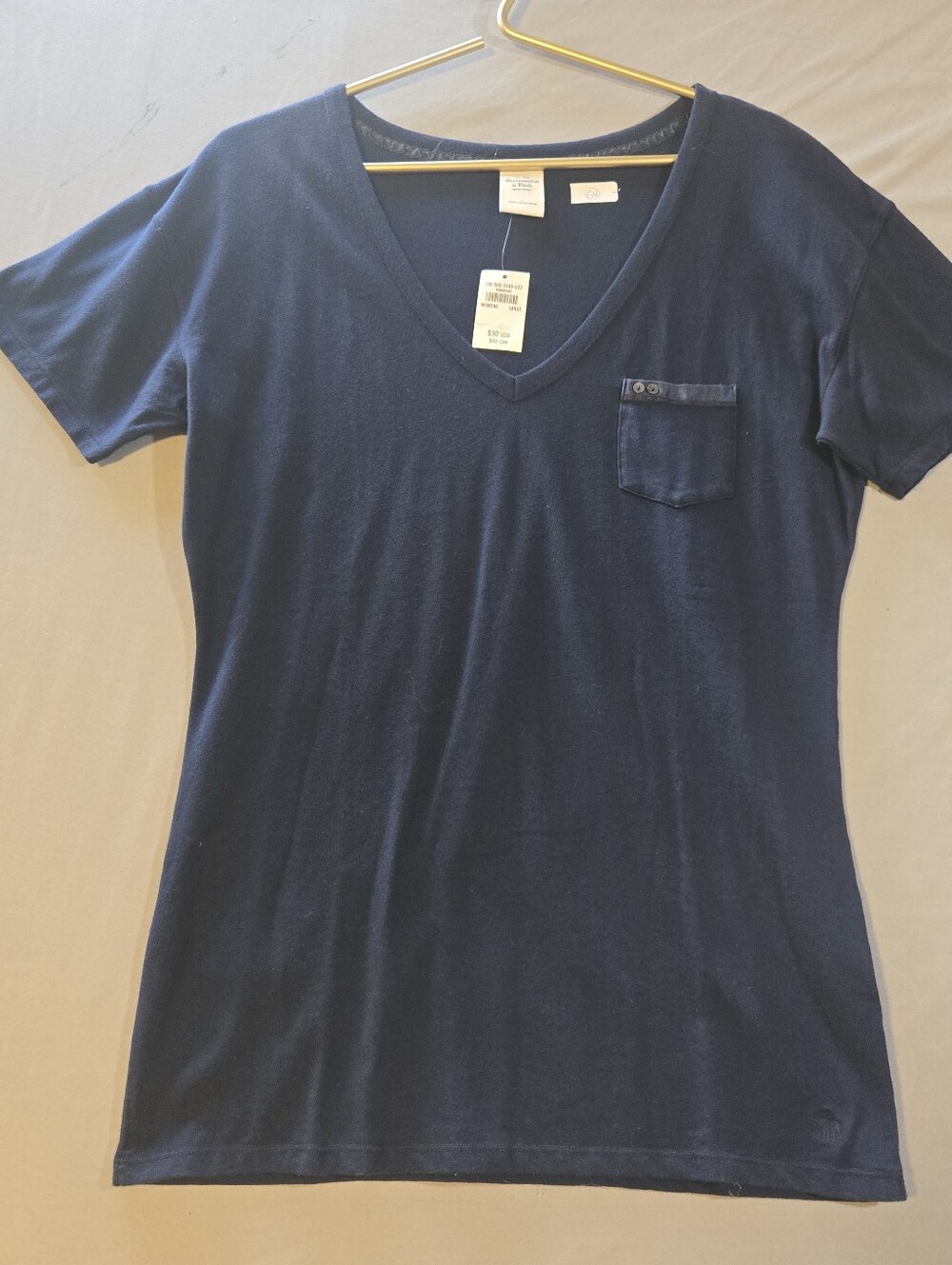 Abercrombie & Fitch Navy V-Neck Pocket Tee NWT